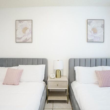 Modern 2 Bedroom In The Heart Of Wynwood Art District 마이애미 외부 사진