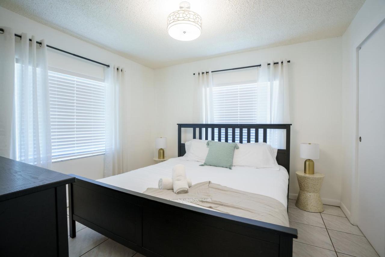 Modern 2 Bedroom In The Heart Of Wynwood Art District 마이애미 외부 사진